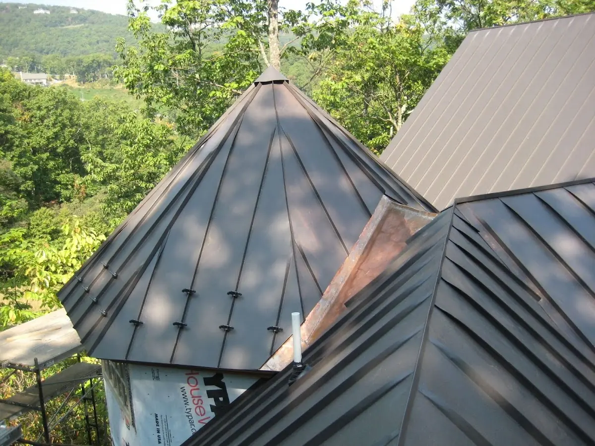 Professional Shingle Replacement & Repair by Craftsman Roofing in Oakland